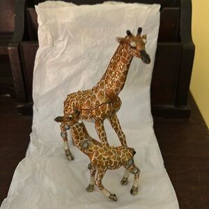 Bejeweled Mother & Baby Giraffes Trinket Box